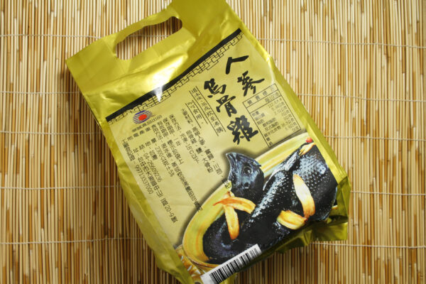 人蔘雞(烏骨)