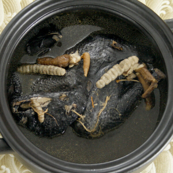 鹿茸烏骨雞