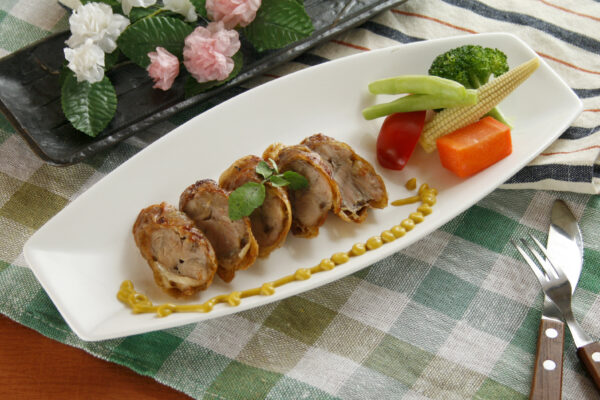 雞腿肉捲(100g)