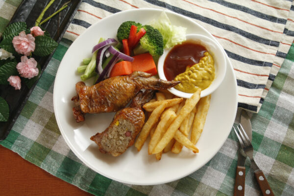雞翅包飯